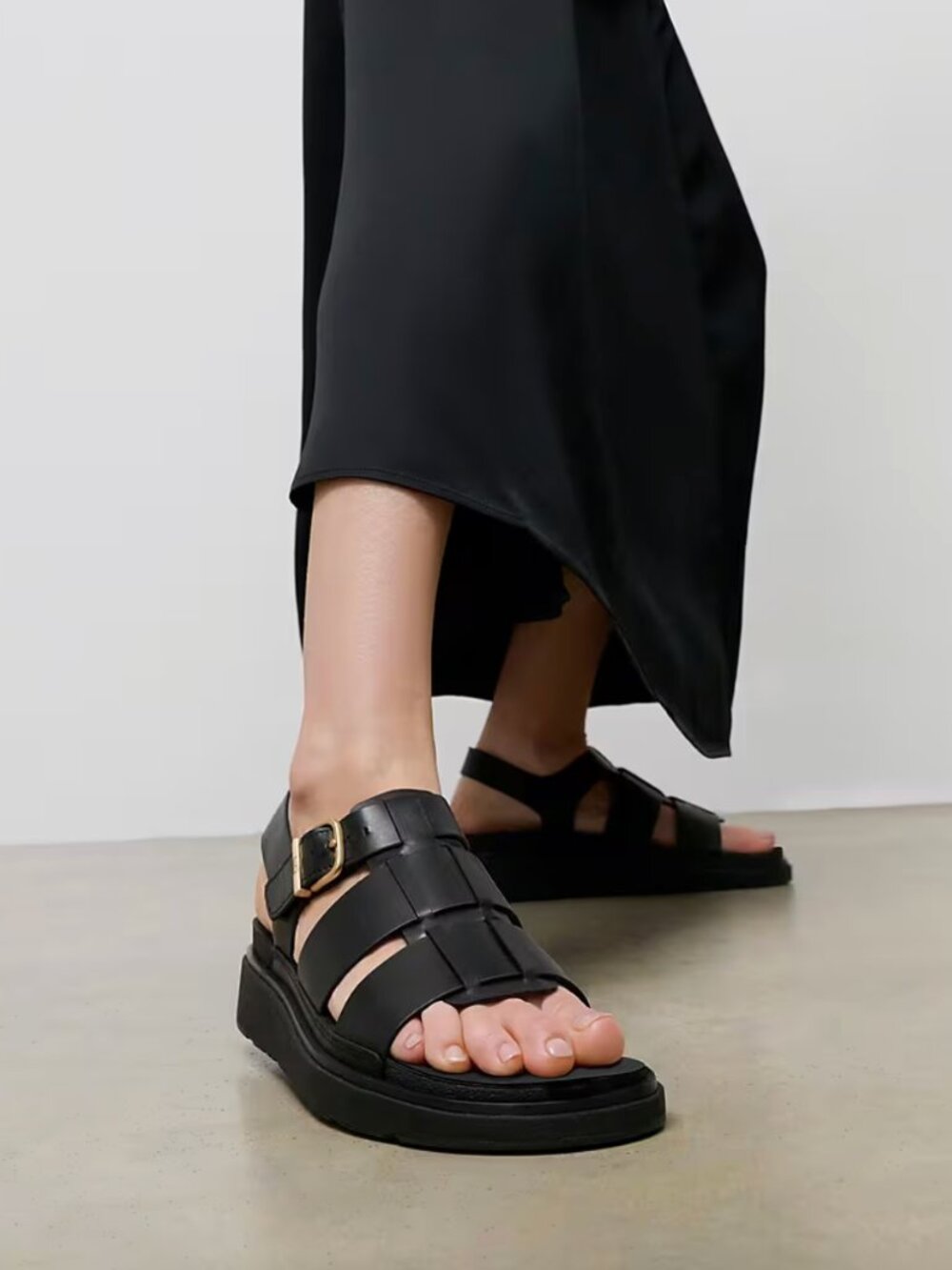 Fitflop GEN-FF Leather Fisherman Sandals size 8